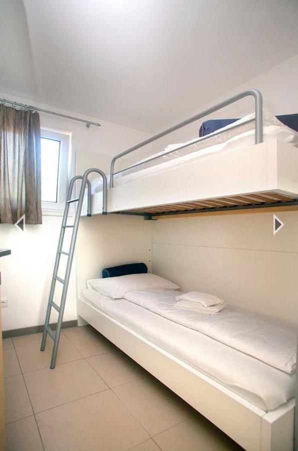 Daska Apartmani Njivice Exterior photo