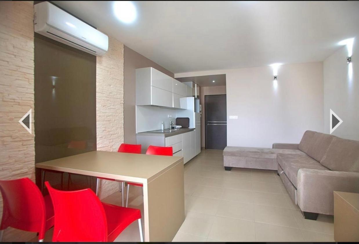 Daska Apartmani Njivice Exterior photo